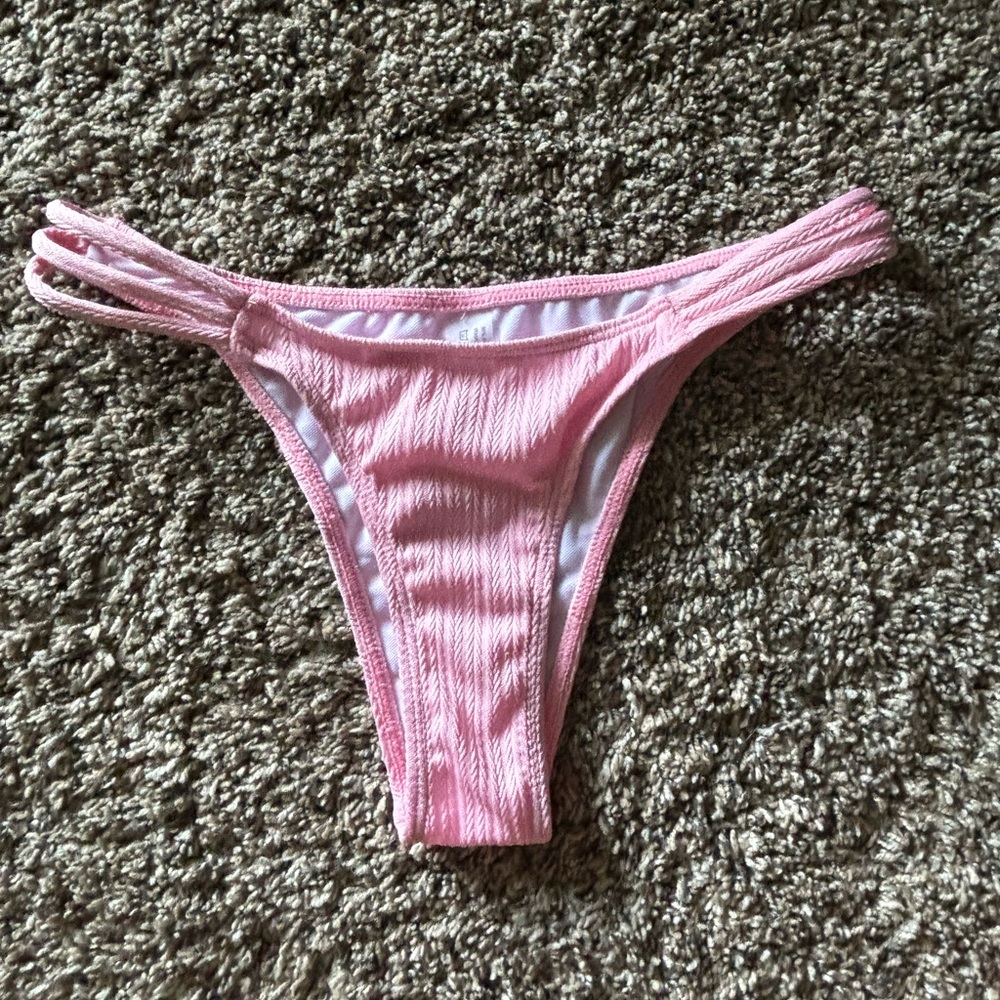 SHEIN swim bottoms size XS